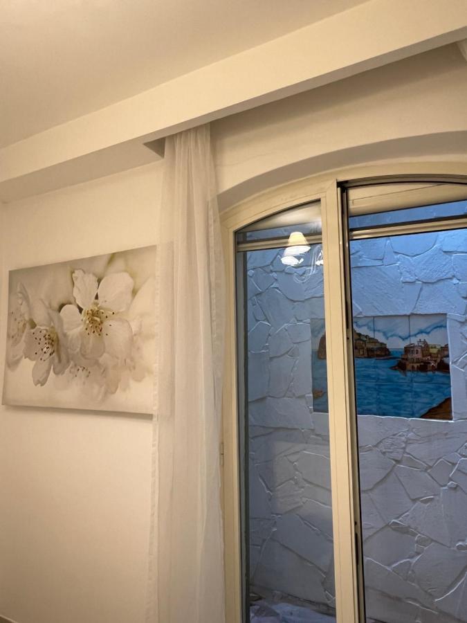 Maison Mele Ischia Bagian luar foto