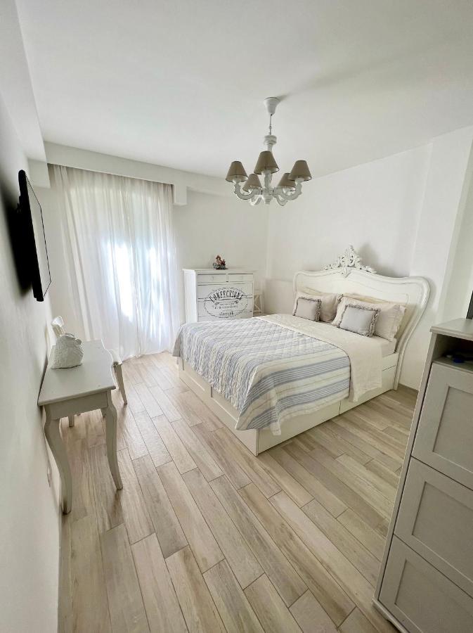 Maison Mele Ischia Bagian luar foto