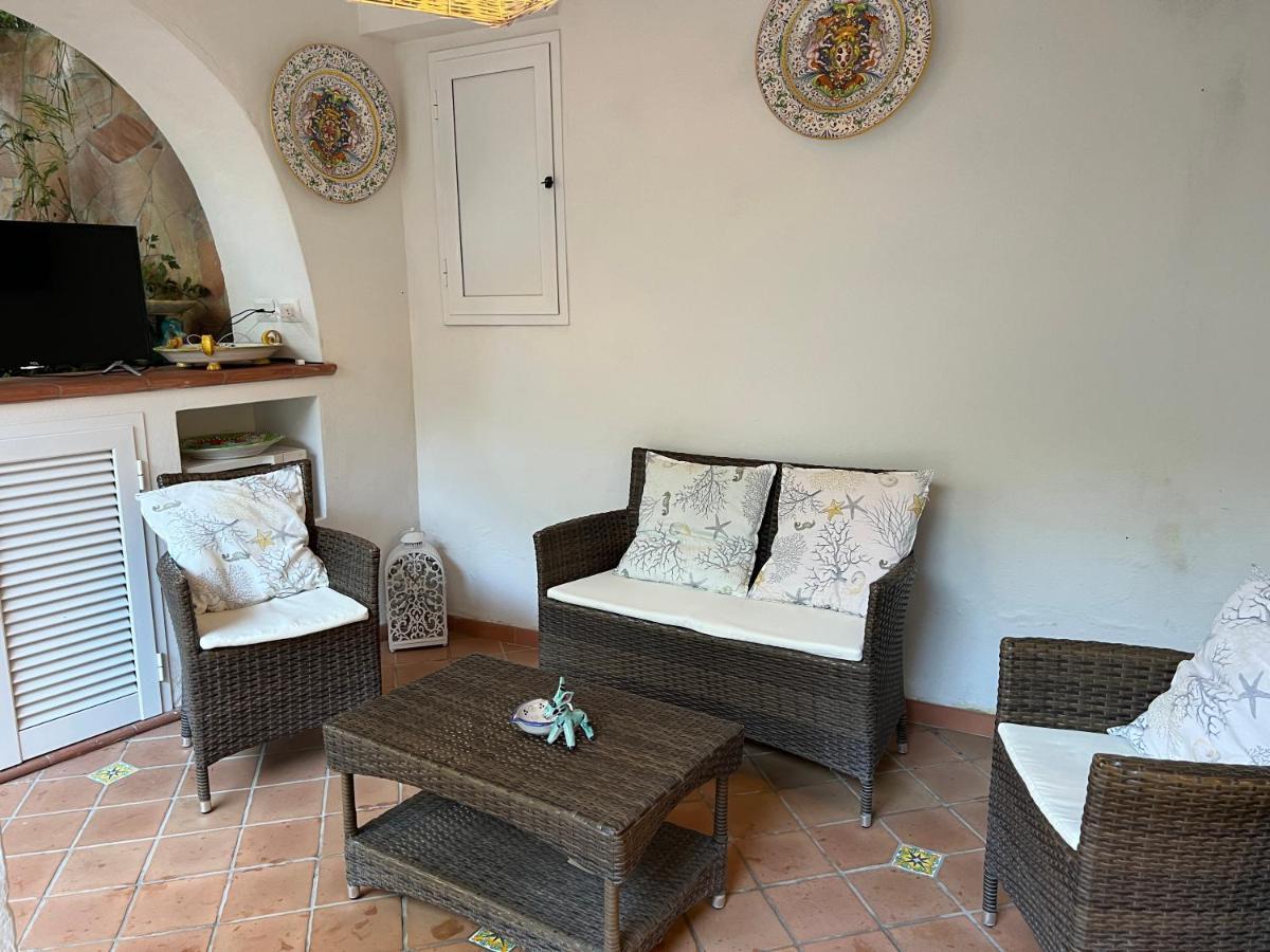 Maison Mele Ischia Bagian luar foto
